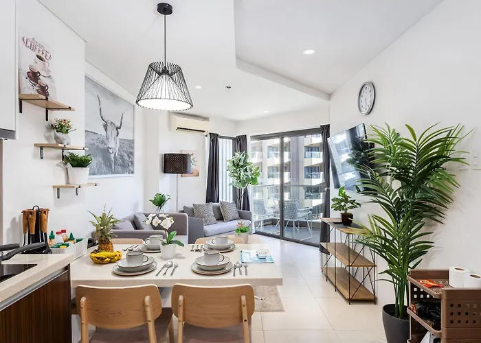 Appartement Group Family And Friends At Tambuli Residences Spacious 1-bedroom, Sleeps Up To 6 By Dominik With Pool Access & Balcony In Mactan *