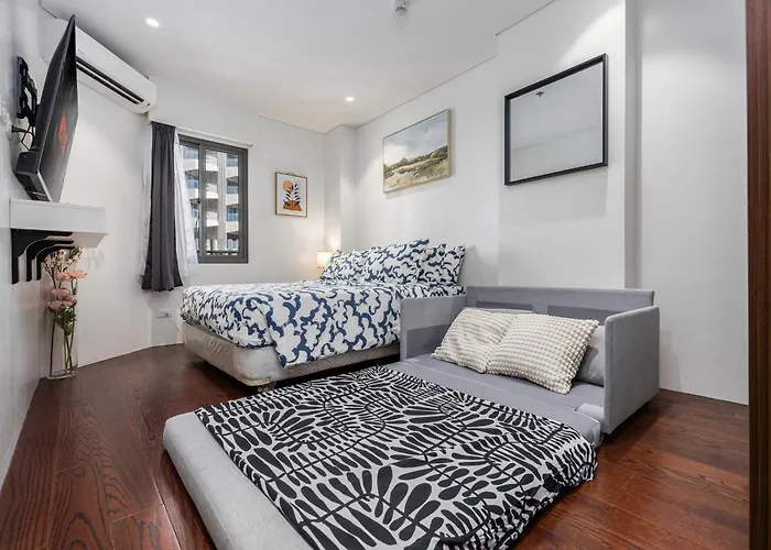 Group Family And Friends At Tambuli Residences Spacious 1-bedroom, Sleeps Up To 6 By Dominik With Pool Access & Balcony In Mactan Appartement Île de Mactan