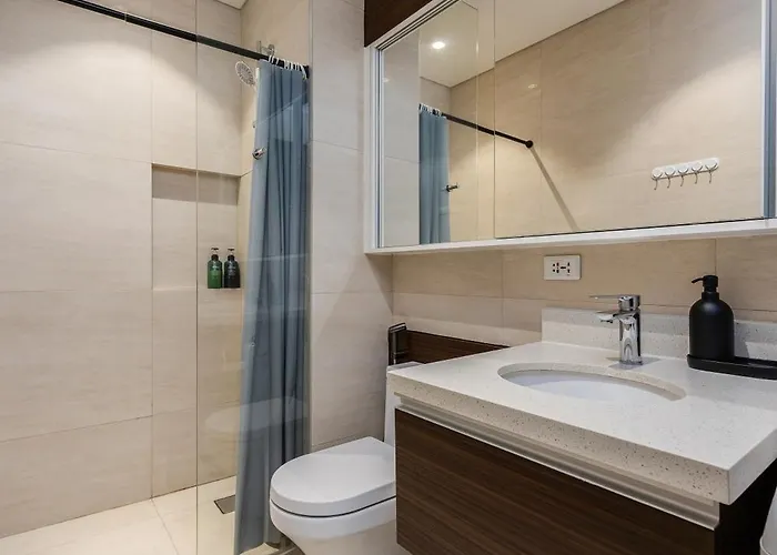 Group Family And Friends At Tambuli Residences Spacious 1-bedroom, Sleeps Up To 6 By Dominik With Pool Access & Balcony In Mactan *