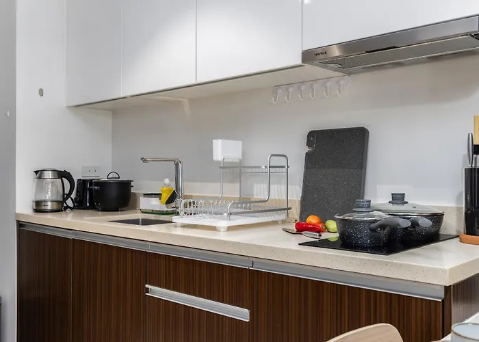 Group Family And Friends At Tambuli Residences Spacious 1-bedroom, Sleeps Up To 6 By Dominik With Pool Access & Balcony In Mactan *